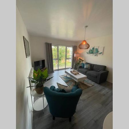 كارديف 27 Lock Keepers Court By Mia Living Spacious 2 Bedroom Apartment With Free Parking المظهر الخارجي الصورة
